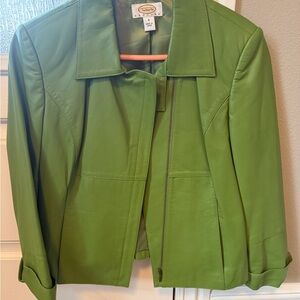 💕 Talbots Petites green leather jacket